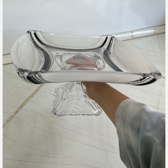 شیرینی خوری پایه دار کریستال
