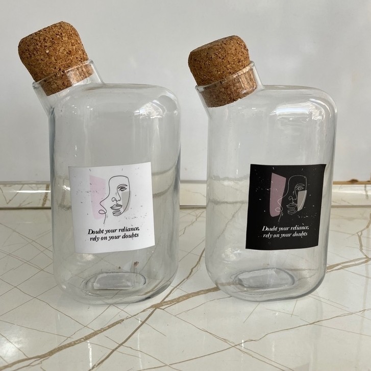 بطری شیشه ای درب چوب پنبه