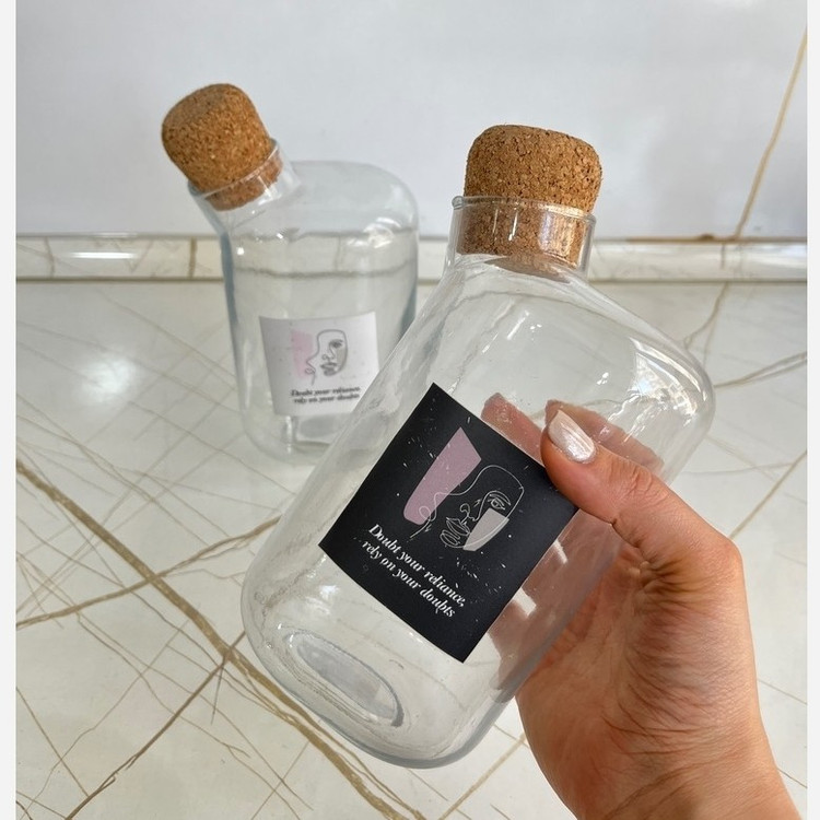 بطری شیشه ای درب چوب پنبه