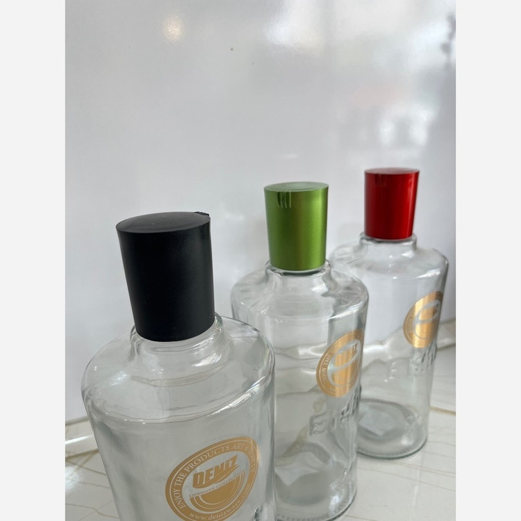 بطری شیشه ای در رنگی