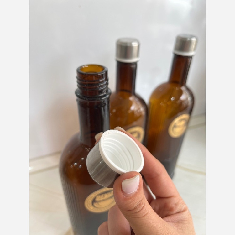 بطری شیشه ای قهوه ای