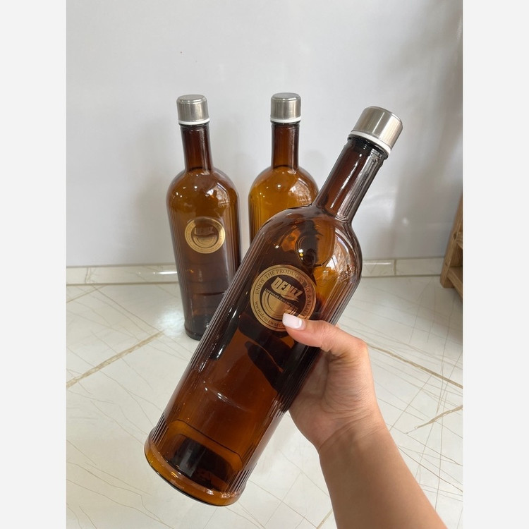 بطری شیشه ای قهوه ای