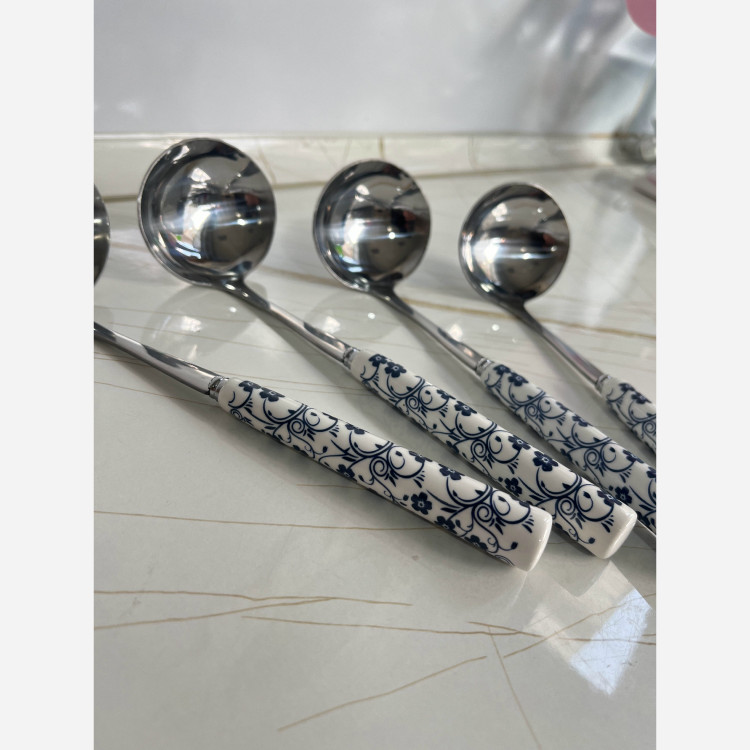 ملاقه دسته سرامیکی گل آبی