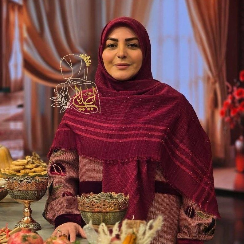 روسری لنین نخی تمام لمه دار قواره 140 سبک و کاربردی