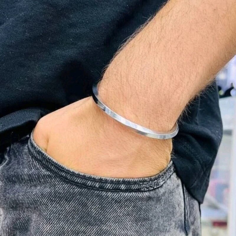 دستبند مردانه بنگل مردانه پیچ استیل رنگ ثابت