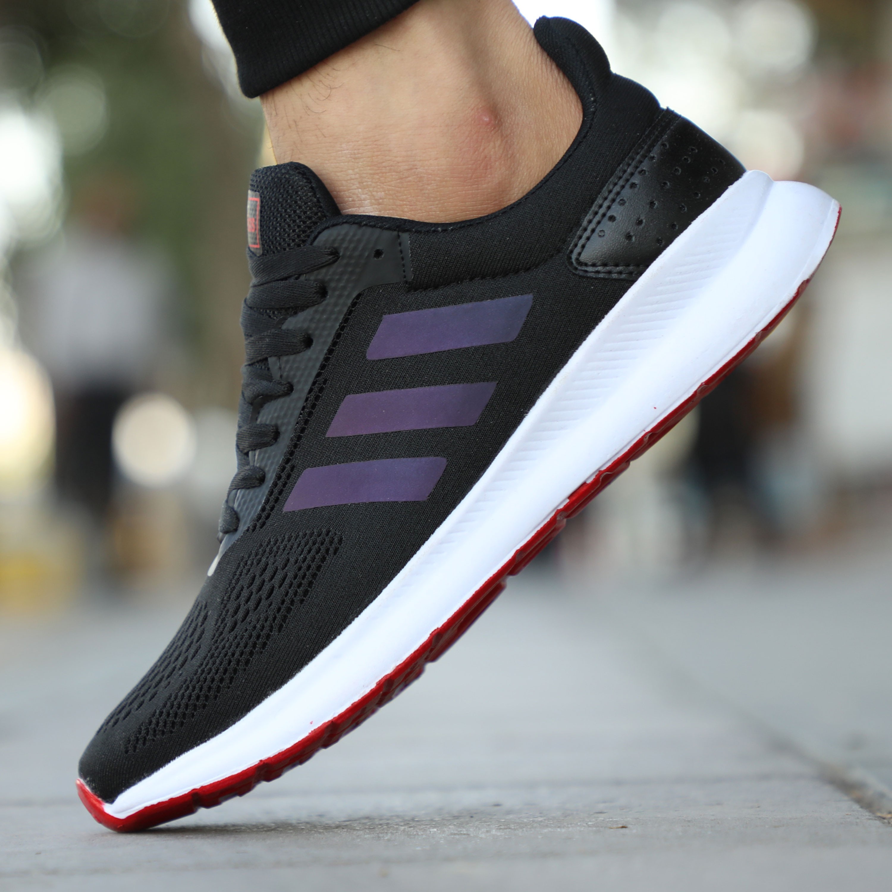 کتونی آدیداس فالکون مشکی قرمز مردانه و زنانه و بزرگپا Adidas Falcon کفش اسپرت