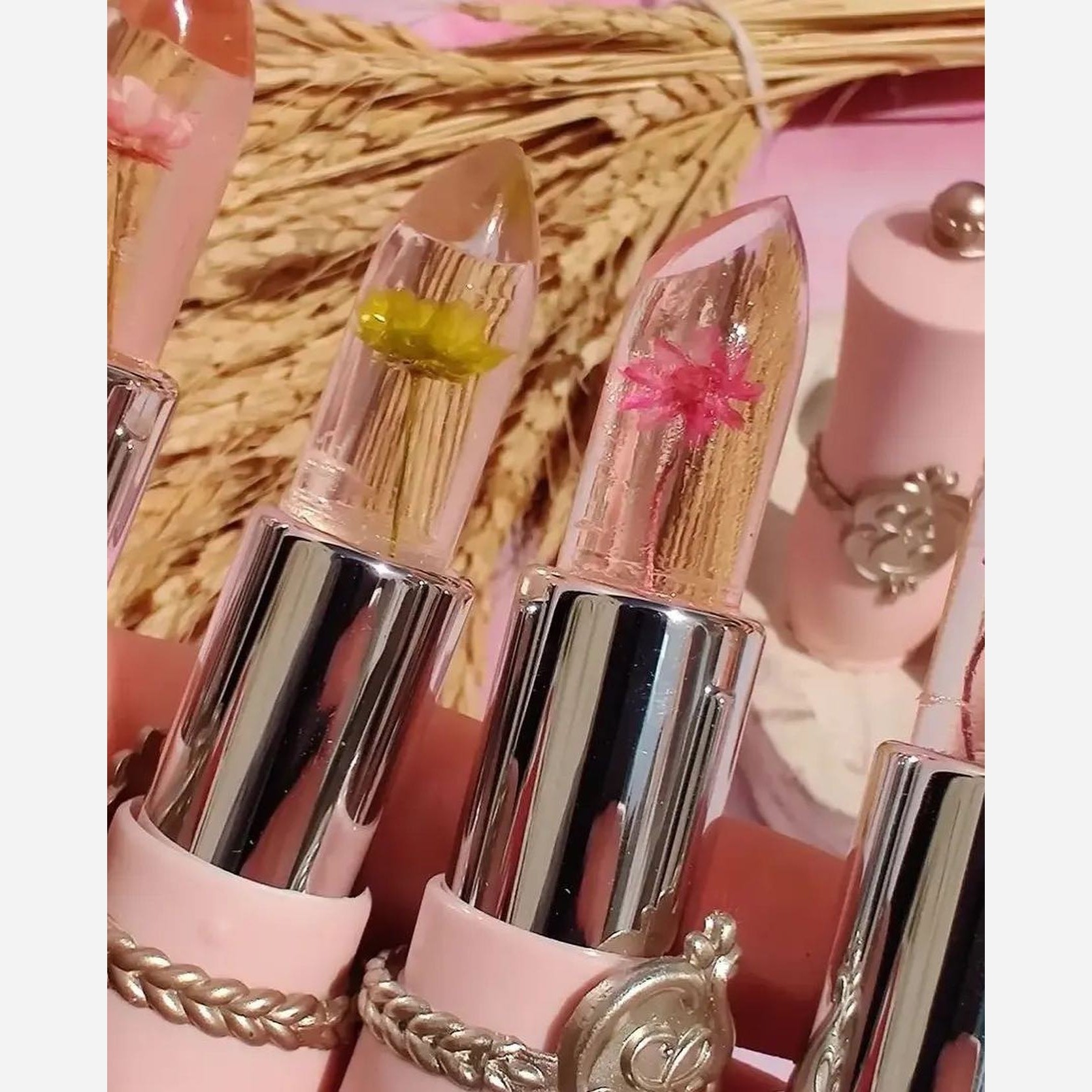 رژلب بالم حرارتی سلطنتی گلدار . ( محصولات پوستی سانیا )