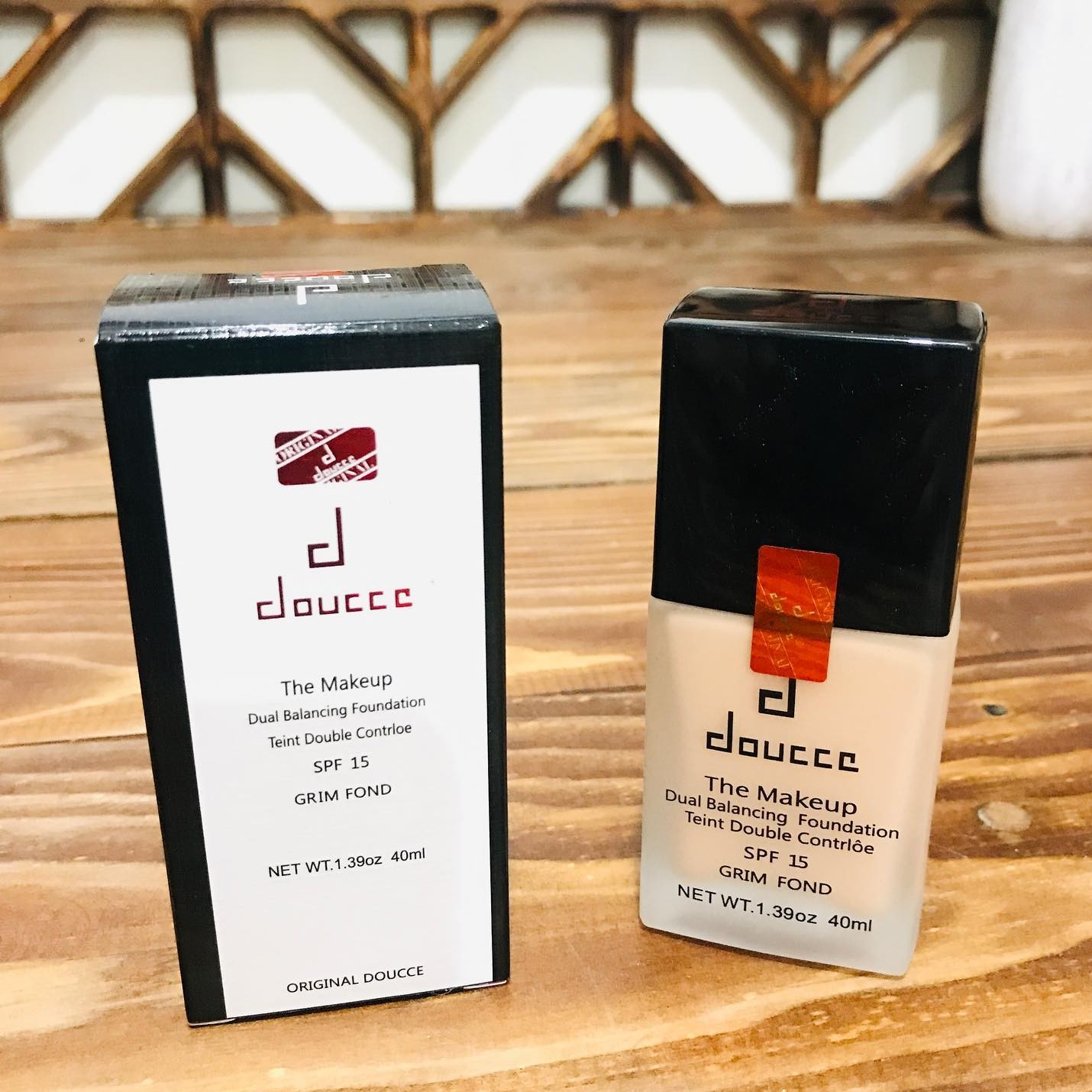 کرمپودر دوسه SPF15 کیفیت عالی پوشانندگی یکنواخت بدون ماسیدگی یا پوسته پوسته شدن بافت سبک مناسب انواع پوست