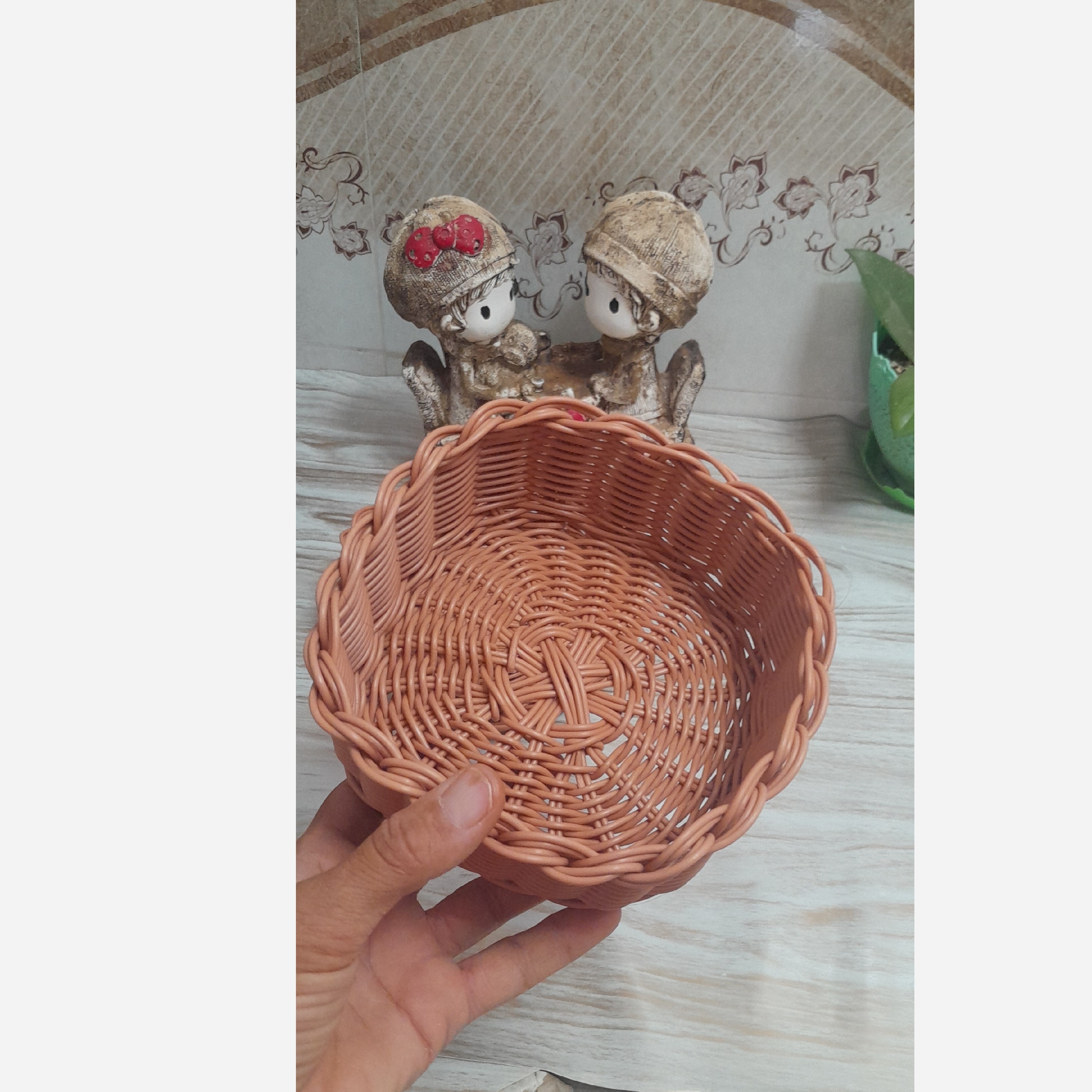 سبد سبزی مربعی حصیری پلاستیکی