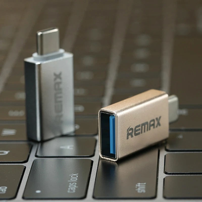 تبدیل او تی جی OTG فلزی تایپ سی مدل ریمکس REMAX،دارای طراحی مات و کلاسیک،مناسب برای شارژ و انتقال اطلاعات (تبدیل otg)
