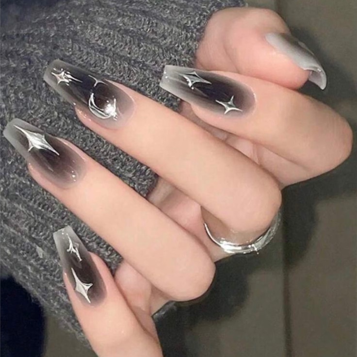 ناخن مصنوعی با موادکاشت پینترستی آمبره مشکیومتالژل